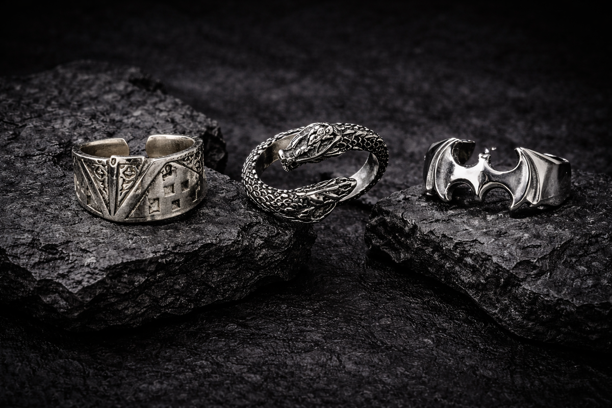 Rings-The-Velvet-Venom