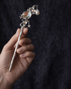 Pearl of the Night HairPin